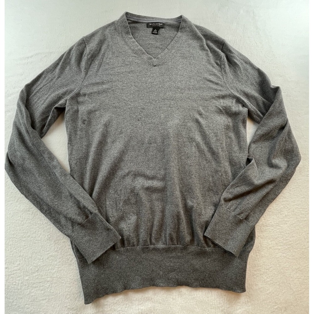 Banana Republic Sweater Mens L Gray Luxury Blend V-Neck Pullover Silk Cashmere
